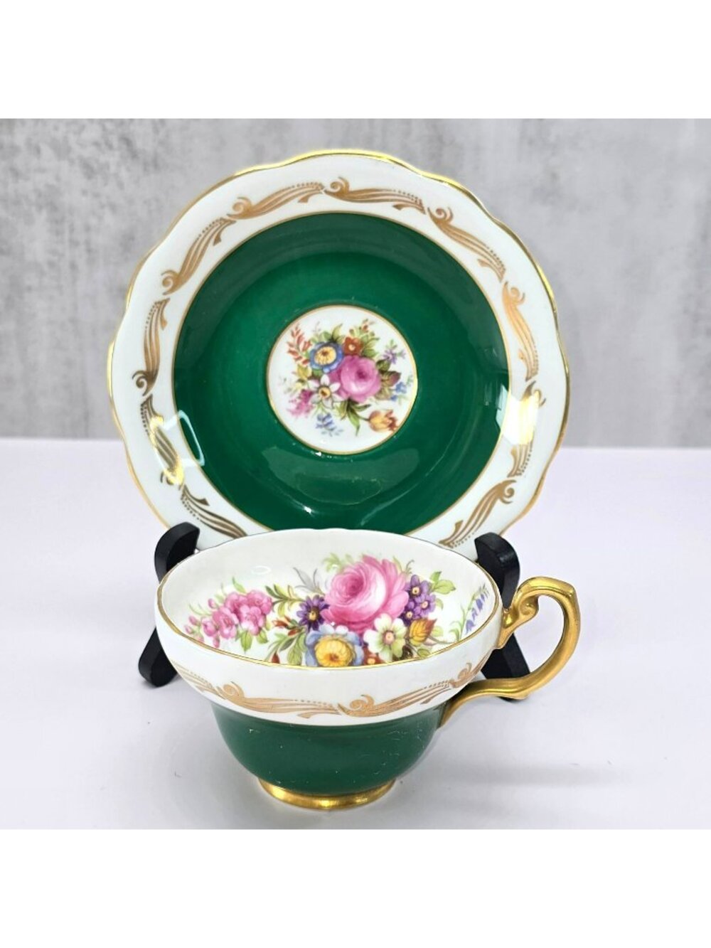 Teacup and Saucer Foley Bone China Green Floral England VL5149